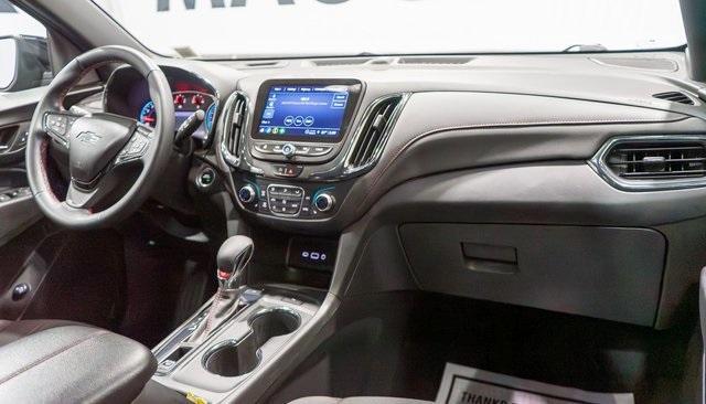 Photo of 2023 Mosaic Black Metallic Chevrolet Equinox