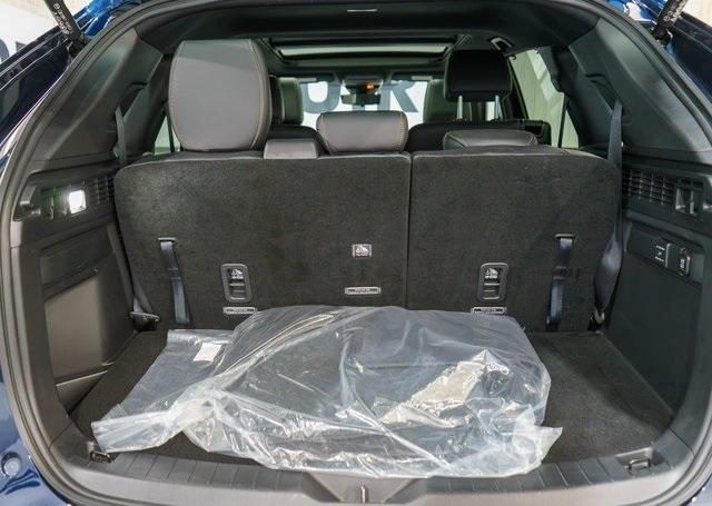 Photo of 2024 Deep Crystal Blue Mica Mazda CX-90