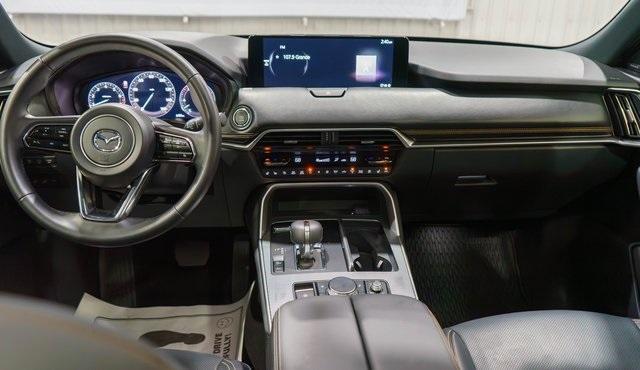 Photo of 2024 Deep Crystal Blue Mica Mazda CX-90