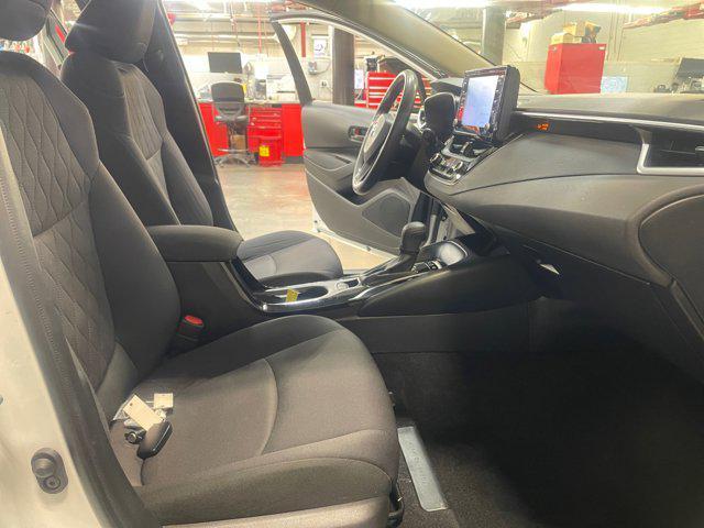 Photo of 2022 White Toyota Corolla Hybrid