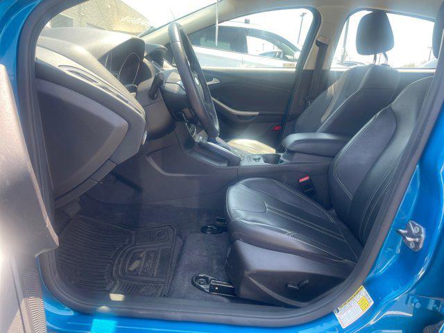 Photo of 2012 Blue Candy Metallic Ford Focus
