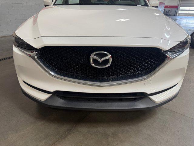 Photo of 2017 Snowflake White Pearl Mica Mazda CX-5