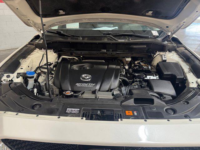 Photo of 2017 Snowflake White Pearl Mica Mazda CX-5
