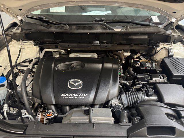 Photo of 2017 Snowflake White Pearl Mica Mazda CX-5