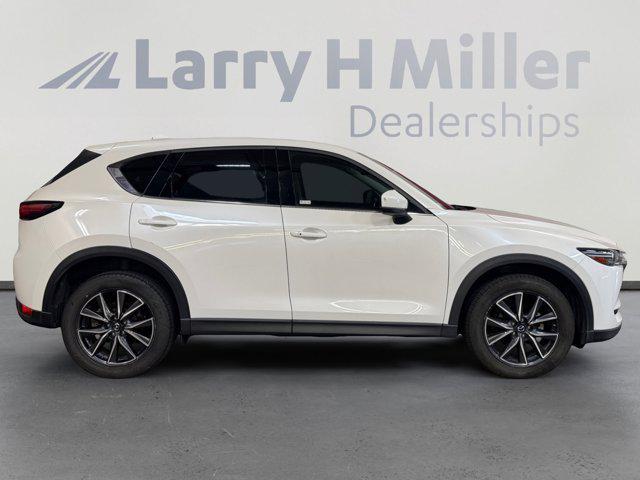 Photo of 2017 Snowflake White Pearl Mica Mazda CX-5
