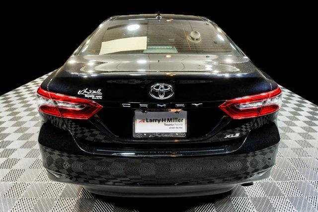 Photo of 2021 Midnight Black Metallic Toyota Camry