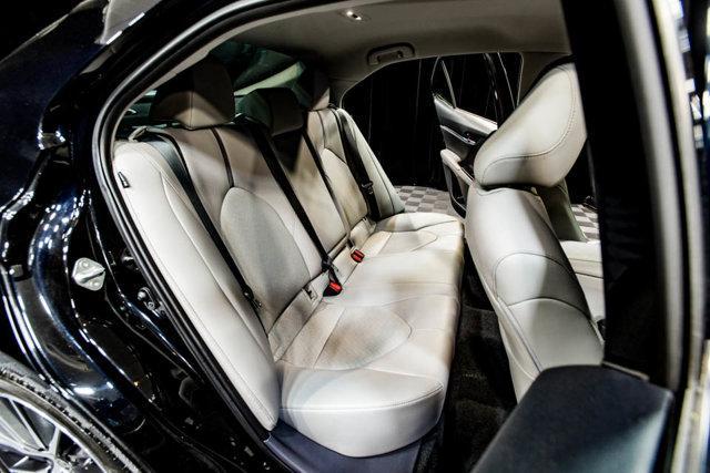 Photo of 2021 Midnight Black Metallic Toyota Camry