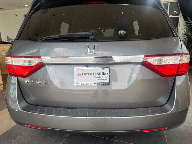 Photo of 2012 Polished Metal Metallic Honda Odyssey