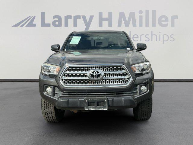 Photo of 2017 Magnetic Gray Metallic Toyota Tacoma