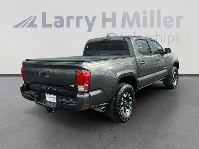 Photo of 2017 Magnetic Gray Metallic Toyota Tacoma