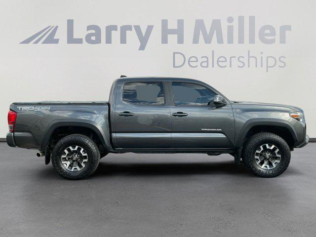 Photo of 2017 Magnetic Gray Metallic Toyota Tacoma