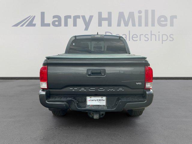 Photo of 2017 Magnetic Gray Metallic Toyota Tacoma