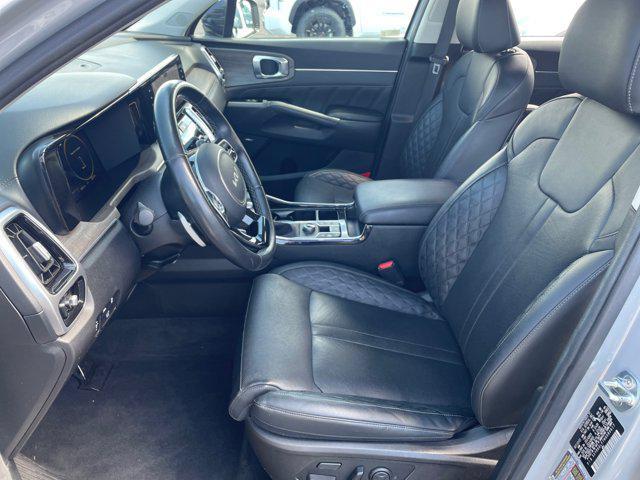 Photo of 2022 Wolf Gray Kia Sorento