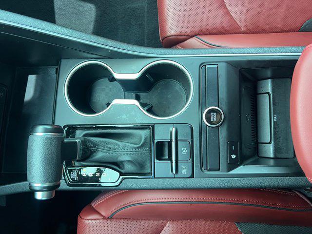 Photo of 2023 Wolf Gray Kia K5