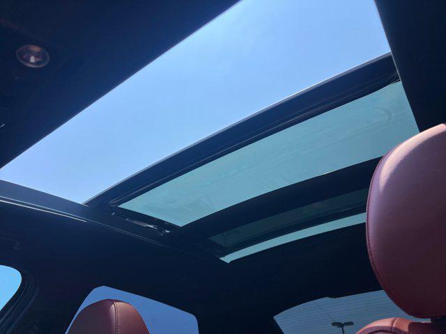 Photo of 2023 Wolf Gray Kia K5