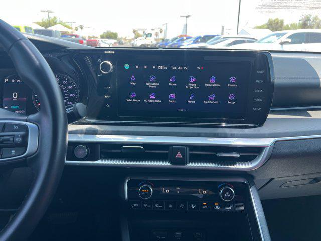 Photo of 2023 Wolf Gray Kia K5