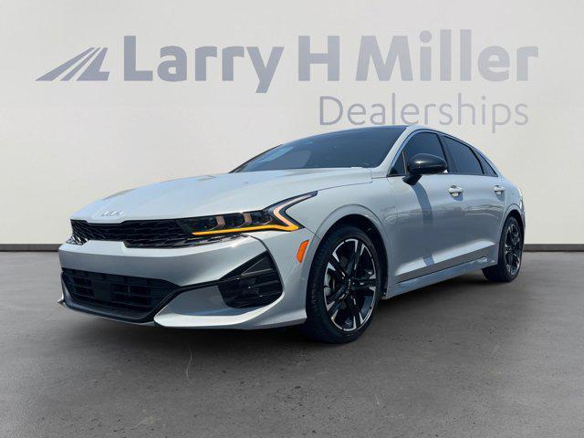 Photo of 2023 Wolf Gray Kia K5
