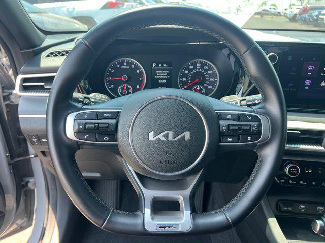 Photo of 2023 Wolf Gray Kia K5