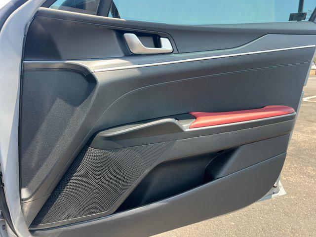 Photo of 2023 Wolf Gray Kia K5