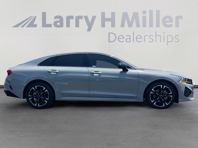 Photo of 2023 Wolf Gray Kia K5