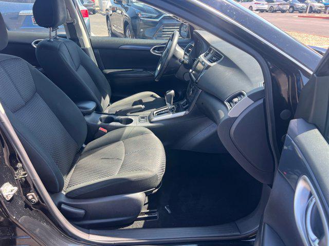 Photo of 2019 Super Black Nissan Sentra