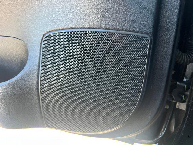 Photo of 2019 Super Black Nissan Sentra