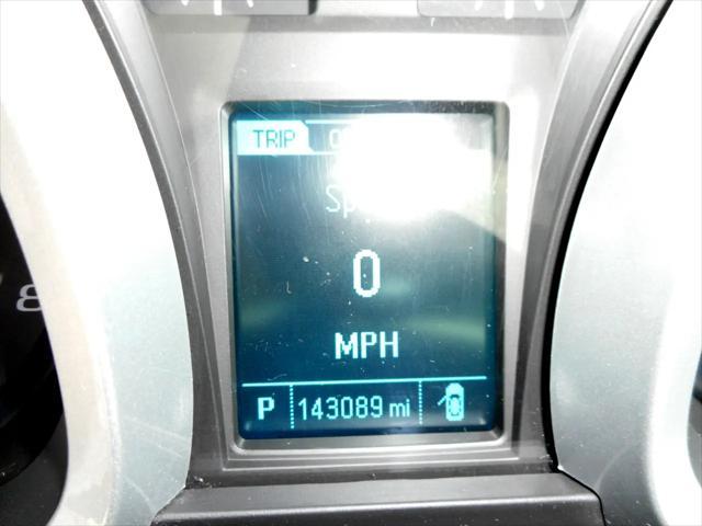 Photo of 2017 Patriot Blue Metallic Chevrolet Equinox