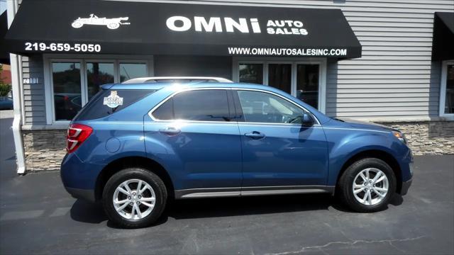 Photo of 2017 Patriot Blue Metallic Chevrolet Equinox