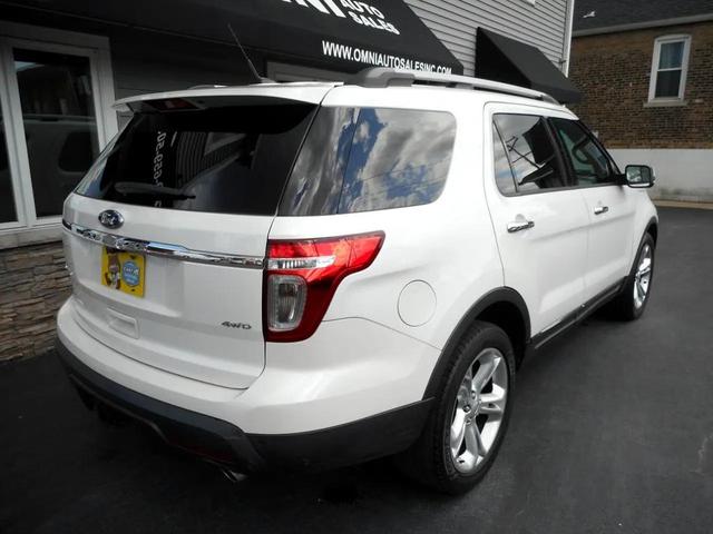 Photo of 2015 Oxford White Ford Explorer