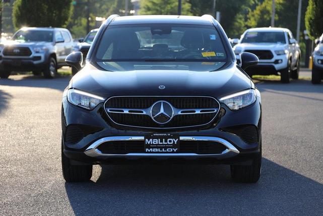 Photo of 2025 Black Mercedes-Benz GLC 300