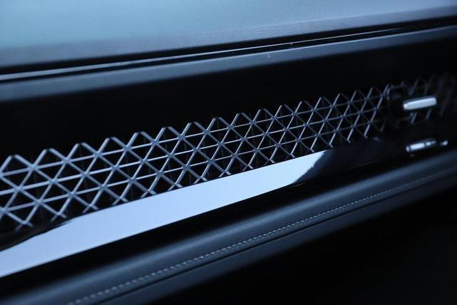 Photo of 2024 Solar Silver Metallic Honda Accord Hybrid