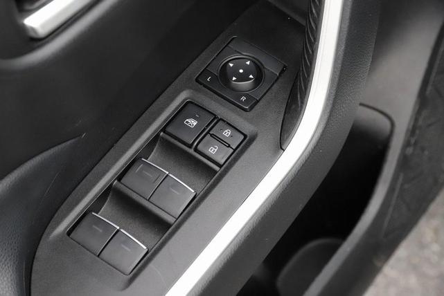 Photo of 2023 Wind Chill Pearl Toyota RAV4