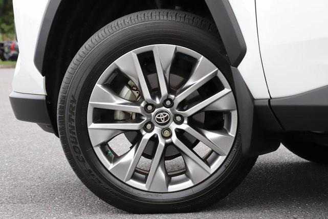 Photo of 2023 Wind Chill Pearl Toyota RAV4