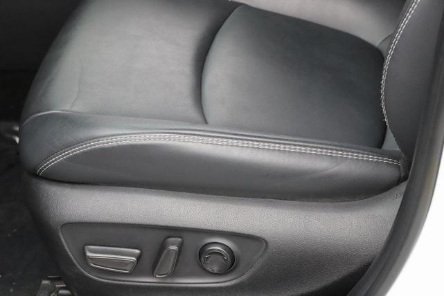 Photo of 2023 Wind Chill Pearl Toyota RAV4