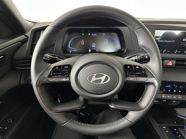 Photo of 2025 Serenity White Hyundai ELANTRA