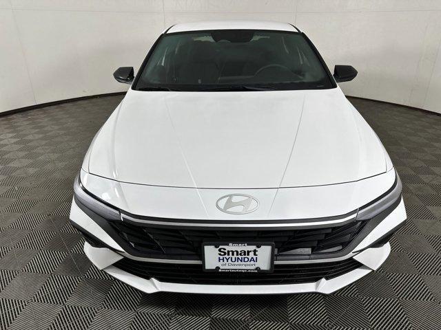 Photo of 2025 Serenity White Hyundai ELANTRA