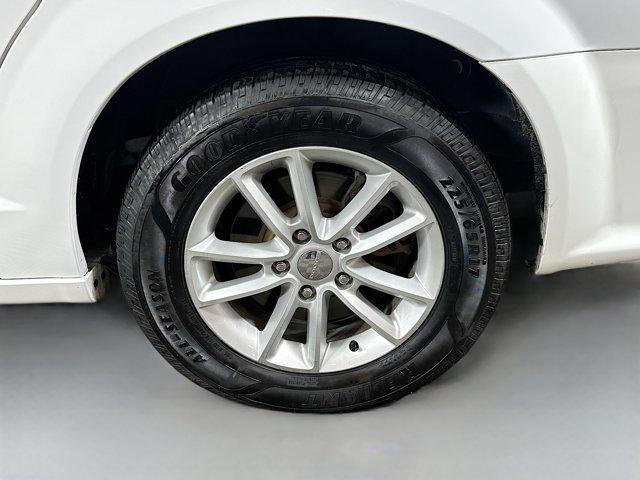 Photo of 2020 White Knuckle Clearcoat Dodge Grand Caravan