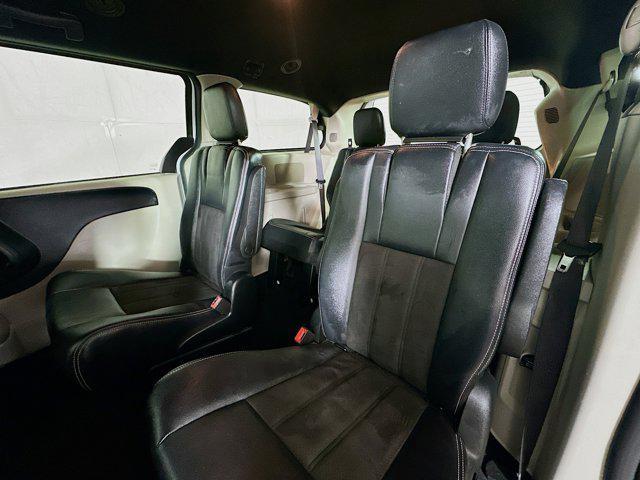 Photo of 2020 White Knuckle Clearcoat Dodge Grand Caravan
