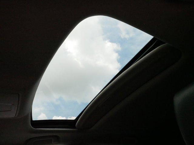 Photo of 2015 Silver Moon Acura RDX