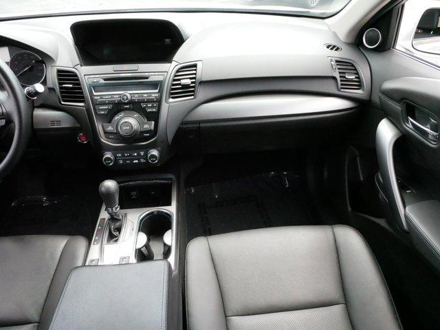 Photo of 2015 Silver Moon Acura RDX