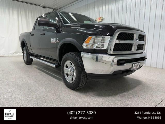 Photo of 2018 Brilliant Black Crystal Pearl RAM 2500