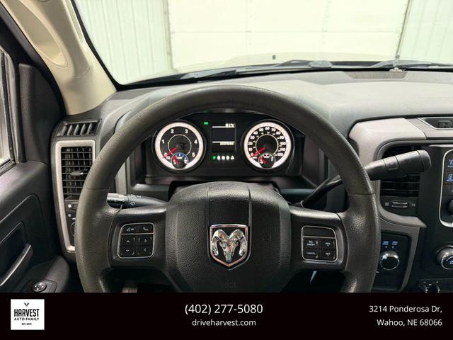Photo of 2018 Brilliant Black Crystal Pearl RAM 2500