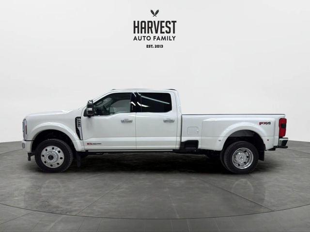 Photo of 2024 Star White Metallic Tri-Coat Ford F-450