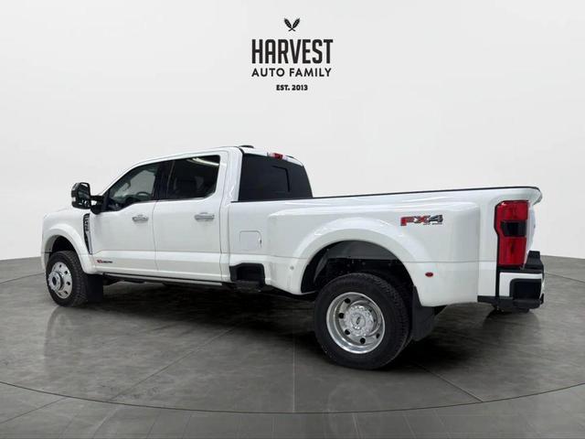 Photo of 2024 Star White Metallic Tri-Coat Ford F-450