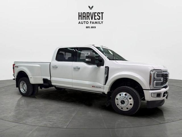 Photo of 2024 Star White Metallic Tri-Coat Ford F-450