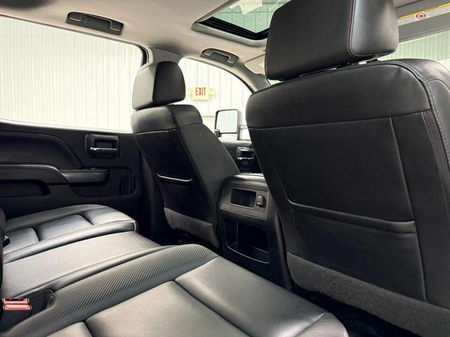 Photo of 2017 Onyx Black GMC Sierra 2500