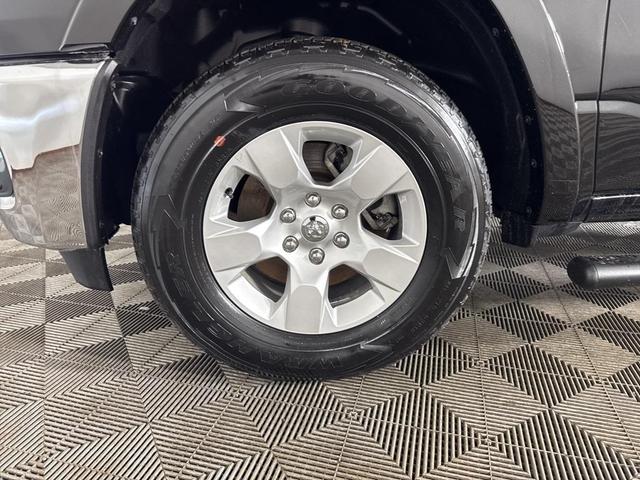 Photo of 2025 Diamond Black RAM 1500