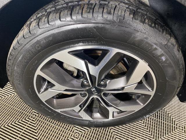 Photo of 2022 Steel Gray Kia Sportage