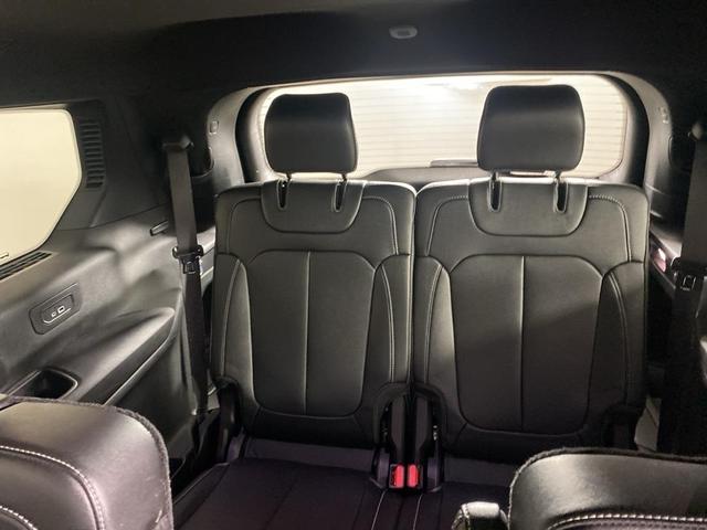 Photo of 2024 Diamond Black Jeep Grand Cherokee L