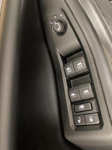 Photo of 2024 Diamond Black Jeep Grand Cherokee L